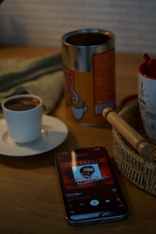 How to Create a Relaxing Playlist for Calm Evenings